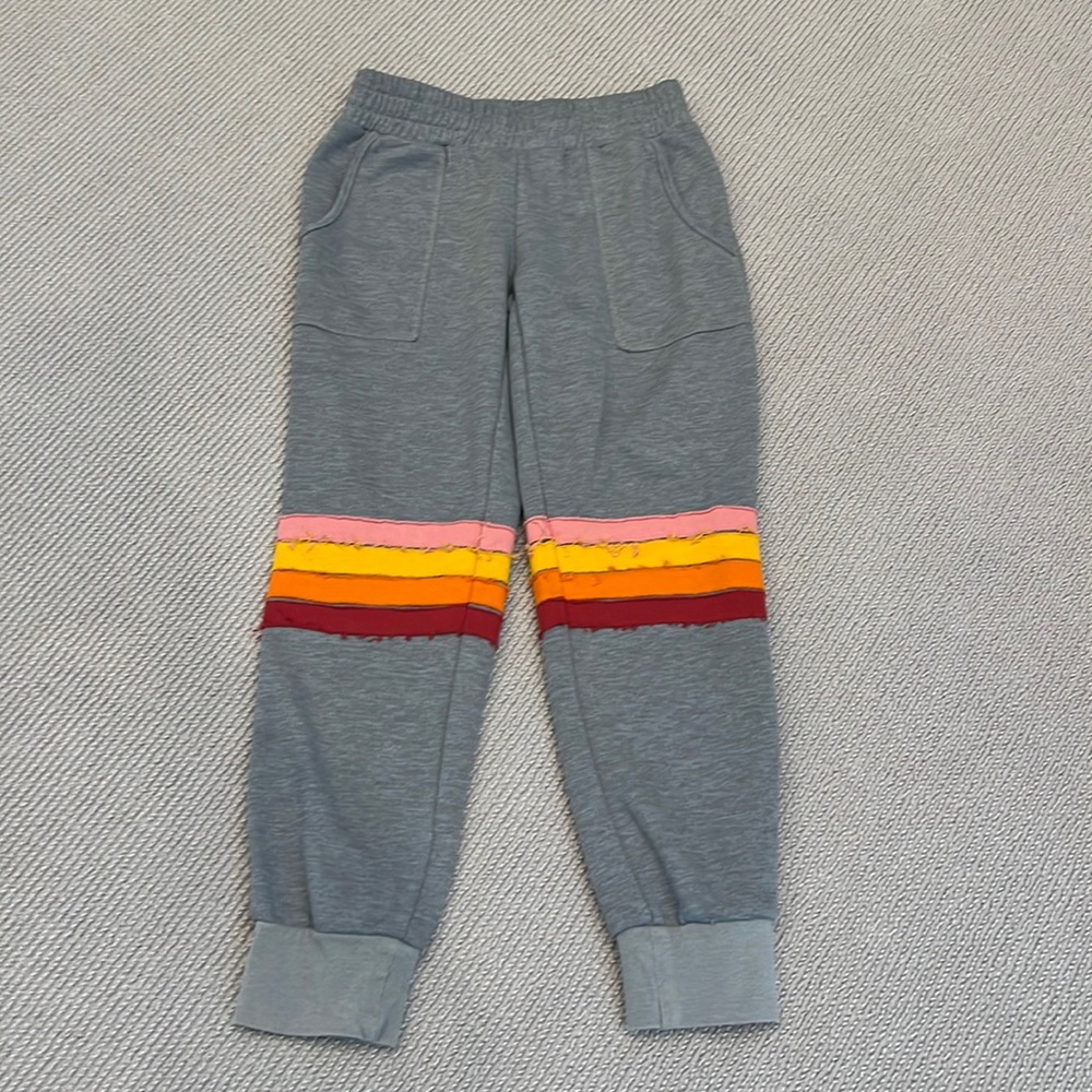 Signature 8 heather gray sweatpants